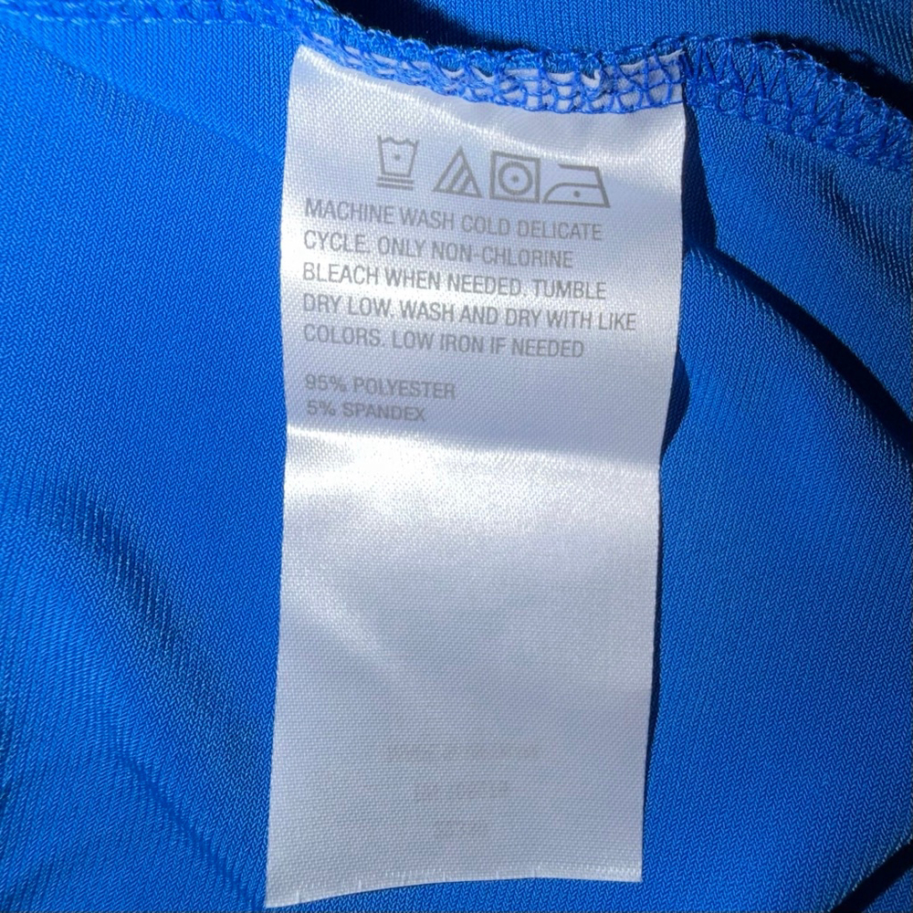 IMAN Global Chic Royal Blue Cape Sleeve Flutter Top Keyhole L Workwear NWOT - Picture 4 of 10